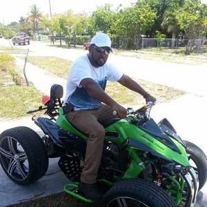 Meet your Posher, Robert